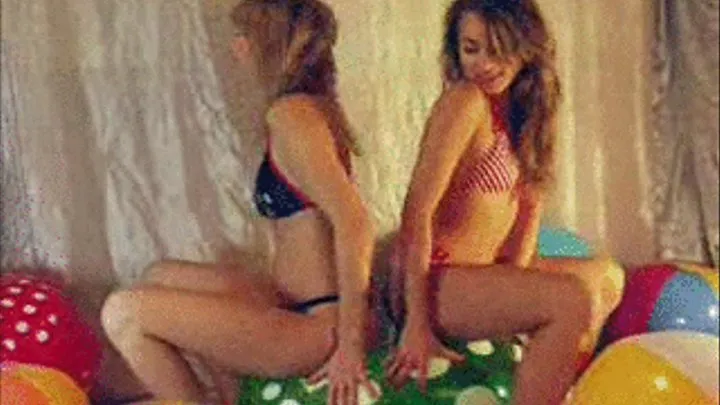 Alina, Margarita and beachballs -LQ