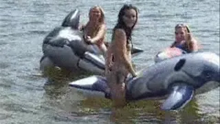 3 Girls with their pooltoys