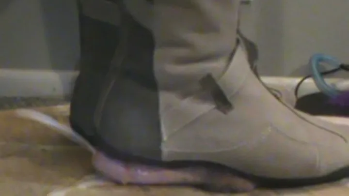 Boot Induced Cum Fountain