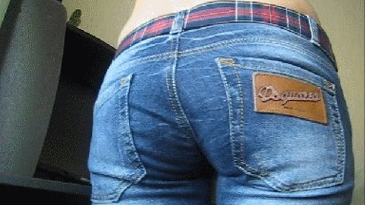 FARTING (ASS IN FITTING JEANS) (D)