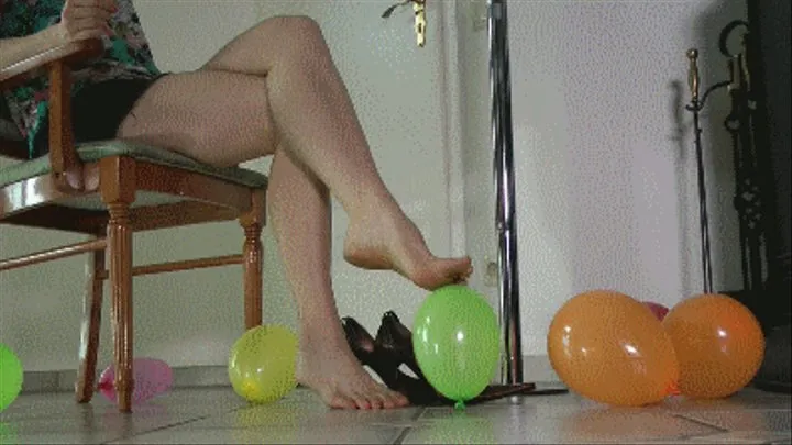 BalloonsUnderFeetAndShoes