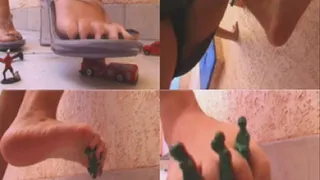 FOOT FETISH WITH TOY SOLDIER - PART3