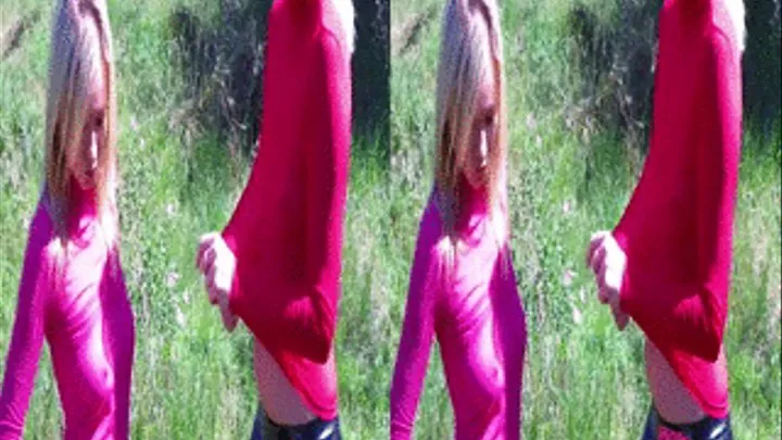 3D- 2 blondes Outdoors in black Slinkystylez Leggins