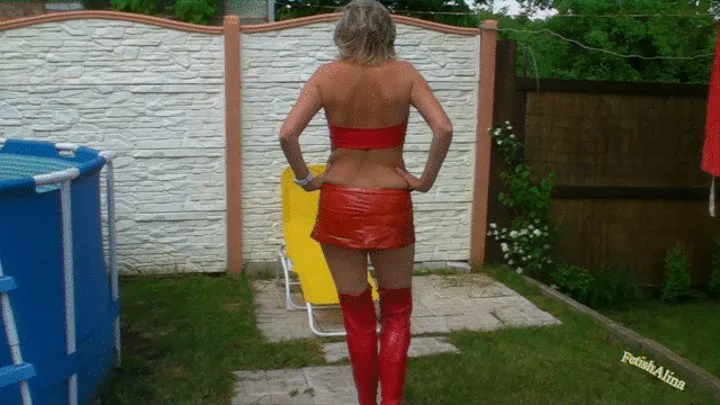 Oiling outdoors in PVC and Latex