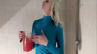 Nikki in Nylon and pantyhose plays with slime