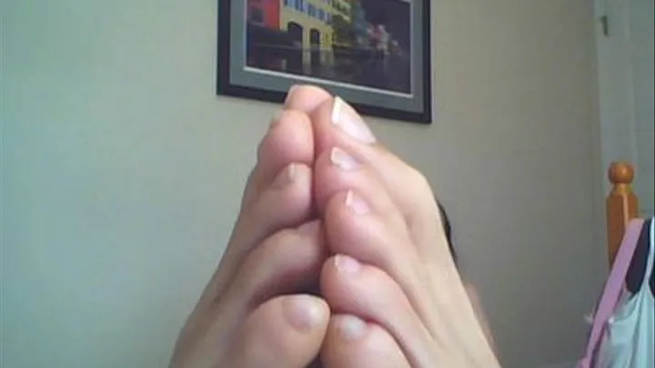 Toe Spreading IN YOUR FACE!!!