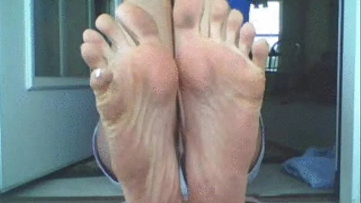 Dirty Toe Crevices