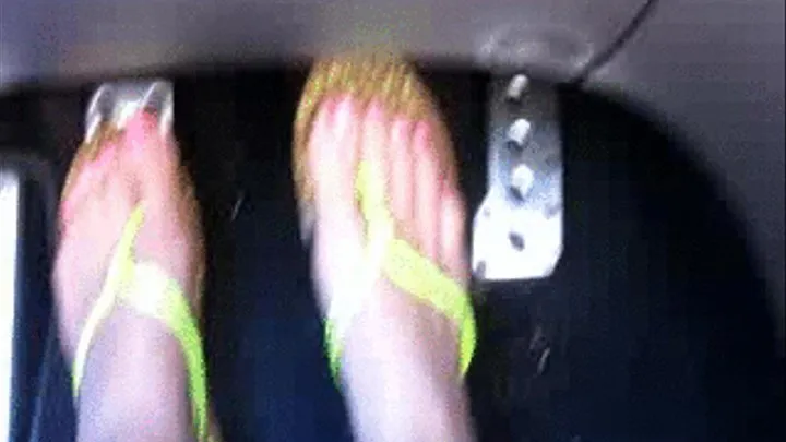 Neon green SAndal PEdaL PumPing pt 3