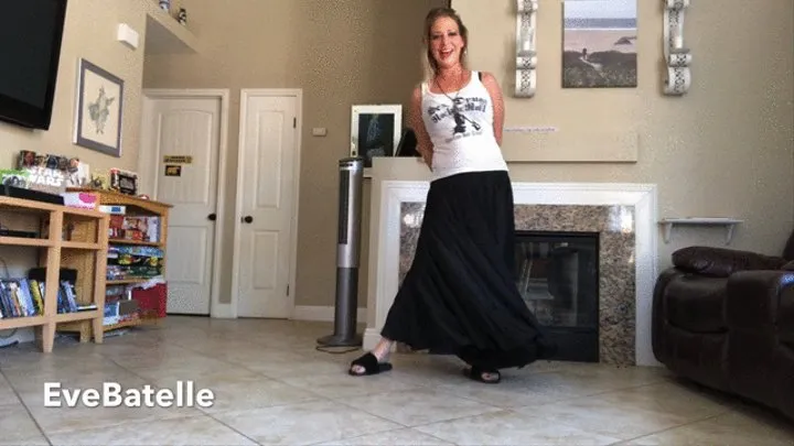 Flirt In Swishy Skirt Drops Into Splits Again