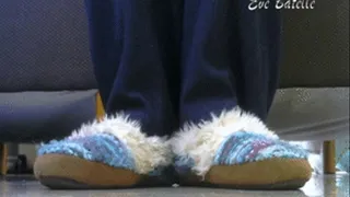 Slipper Diaries: Glued To The Floor Wiggle