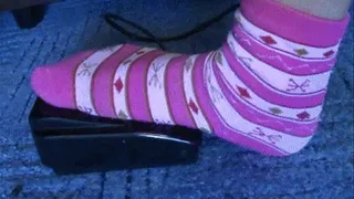 PUMPING PEDAL ON A SEWING MACHINE 2 (socks)