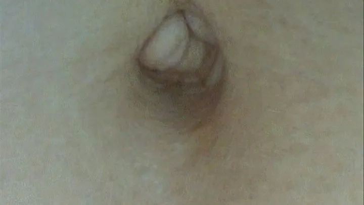 BELLY BUTTON EXTREME CLOSE UP