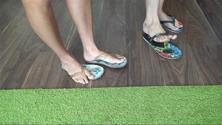 FEET FIGHT IN FLIP FLOPS (cf)