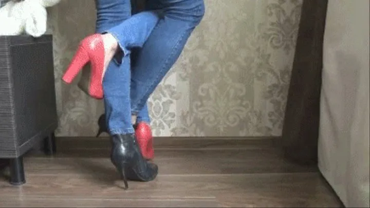 SENSUAL FOOTSIE AND SHOEPLAY (fp)