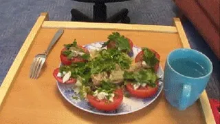 PASTA WITH TOMATOES AND CHIKEN