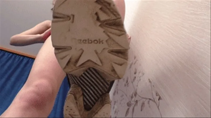 Horny college girl exposes and caresses her lovely Reebok sneakers, fc267h