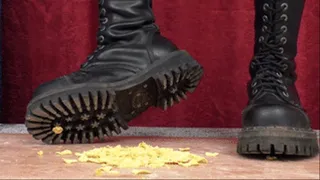 Crazy destroyer smashes pop-corn with high boots, fc228h
