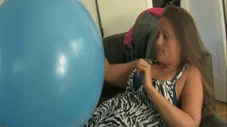 Big Balloon Play and Balloon Sitting POP