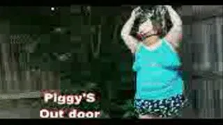 Piggy Play time out doors! 3gp