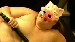 2 submissive BBW Piggys share a double headed dildo. mpg