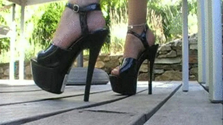 6" black platform dangling