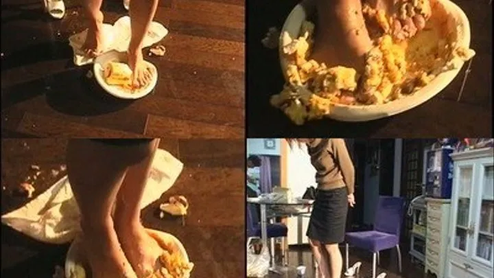 Domme makes sure to mash foods with her feet - Full version ( - AVI Format)