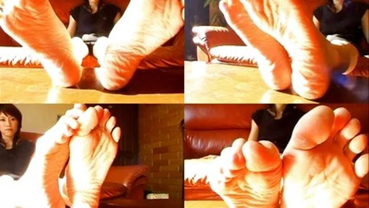 Mistress Loves To Play With Her Long Feet For Foot Fetish! - Full version ( - AVI Format)