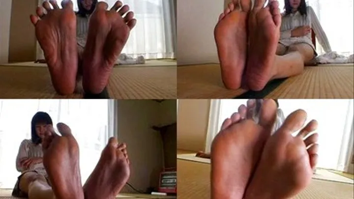 Vixen Tries To Look Seductive With Her Feet! For Foot Fetish! - Full version ( - AVI Format)