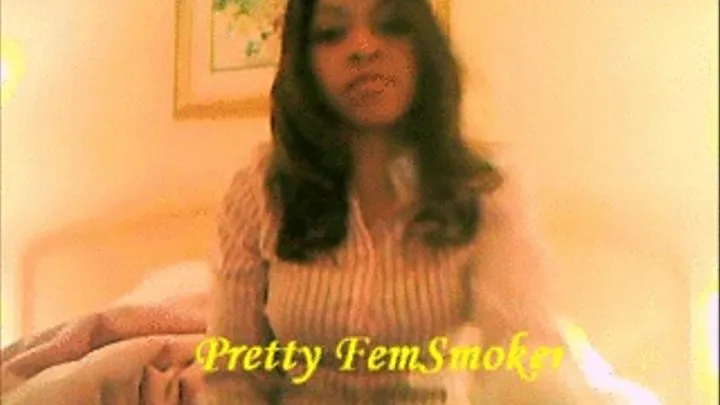 Pretty FemSmoker