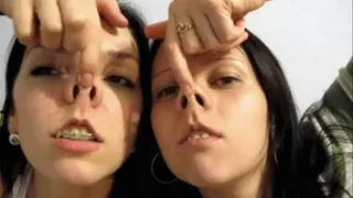 SEXY NOSE PINCHING TOGETHER (NO)