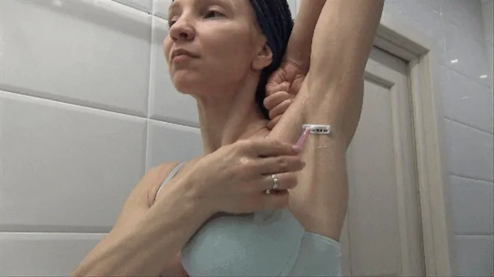 Shave armpits 3 days in row (SH)