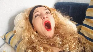 SEXY BLONDE YAWNING