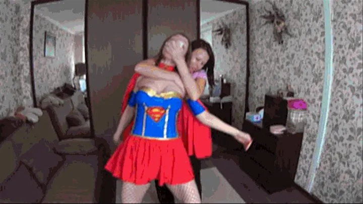 SUPERHEROINE KNOCKED OUT 2 (FN)