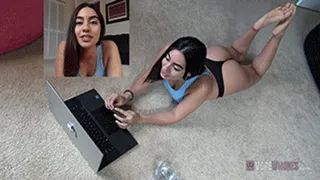 Giantess Wink's, Face-Time Vore