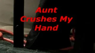 Unaware Hand Crush by Aunt