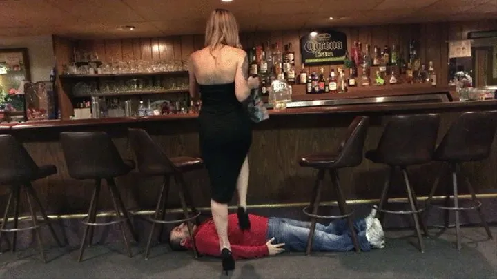 Mistress Samantha Round 2 at Bar BallBusters