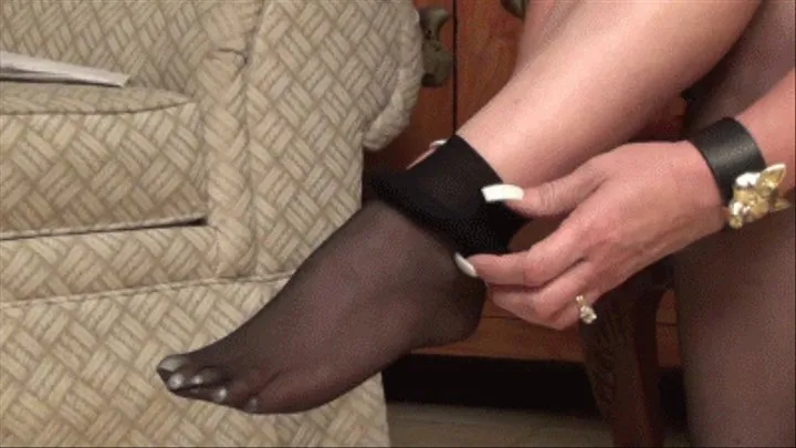 Removing My Black Nylons - Mobile