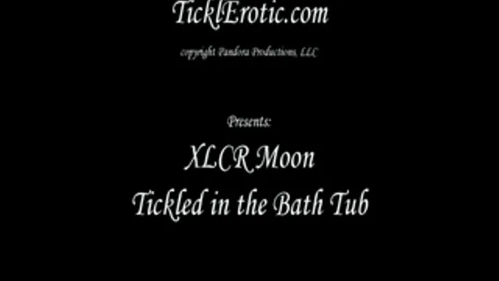 XLCR Moon Tickled in the Bathtub! (F/F) ipod