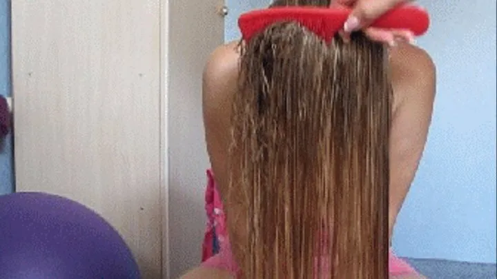 COMBING WET HAIR