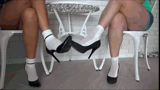 Toe Kissing in sexy pumps under table FS