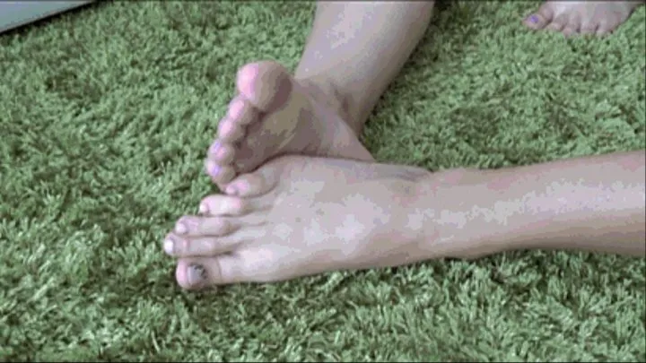 play footsie different positions FF