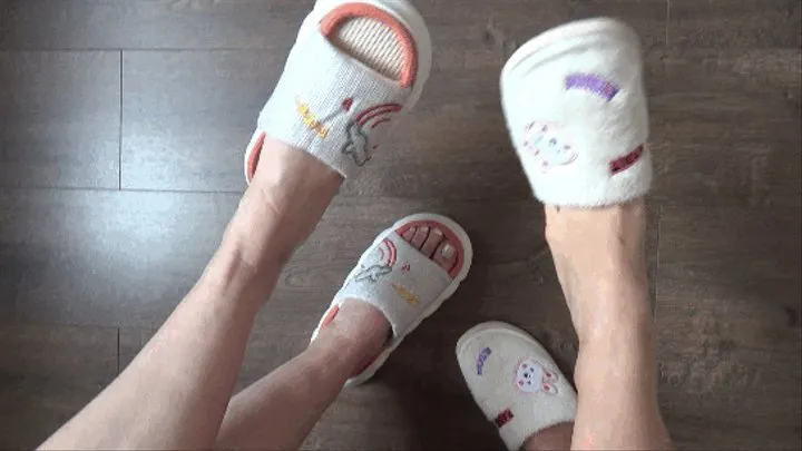 DANGLING slippers FP