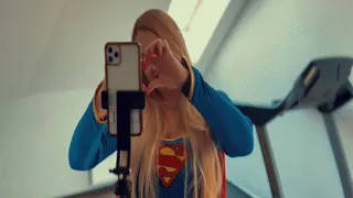 Super belly instead of Superwoman