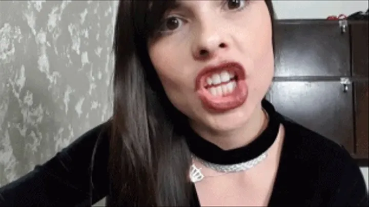 SPITTING BOMBARDMENT IN YOUR FACE AND FEEL MY BAD HALITOSIS ORDINARY BITCH - TOP GIRL DEMMY - CLIP 1