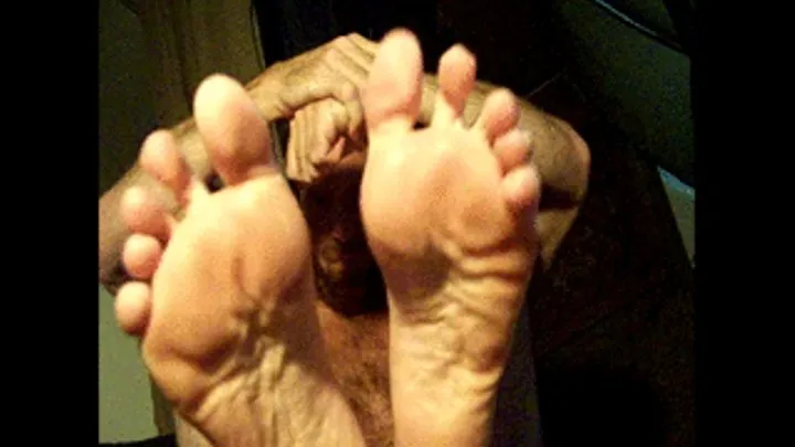 footflexing jackoff