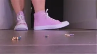 Unaware Giantess Crushes Shrunken People with Pink Converse