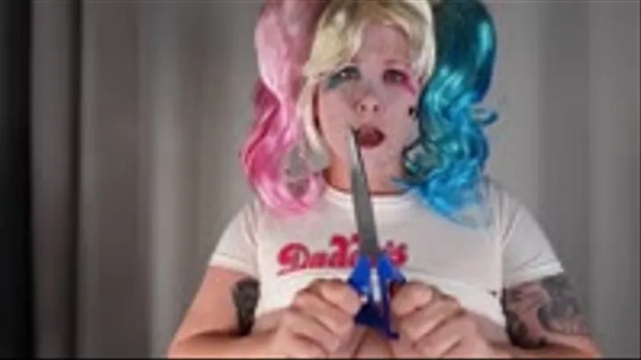 Harley Quinn cuts your Manhood off!