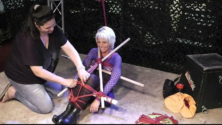 Escape Challenge Stage at BoundCon Austria - Delona vs. Lena King - Part 2