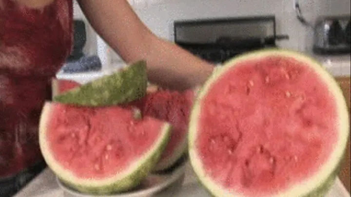 AMELIA EATS A HUGE WATERMELON!