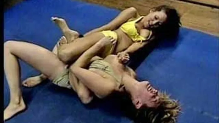 A Brutal Bitch Fight Maryanne vs Vira 01